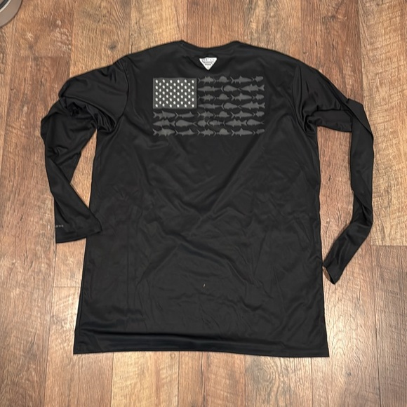 Columbia Men's Black Long Sleeve Shirt - Picture 3 of 4